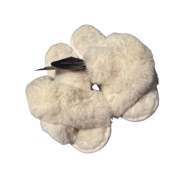 Cozy Fuzzy Slippers – Cream White Faux Fur, Women’s Size Medium - Picture 3 of 5